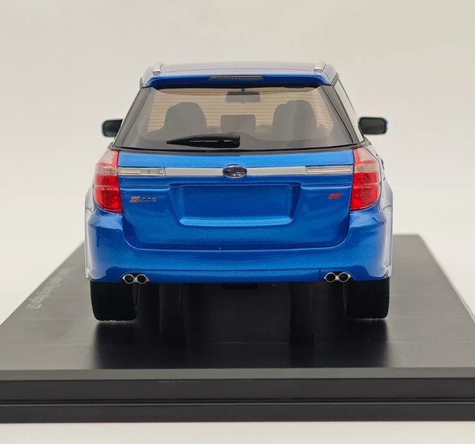 DNA Collectibles 1:18 - Miniatura de carro - Subaru Legacy Touring Wagon STI S402 – 2007 - Edição limitada #1.0