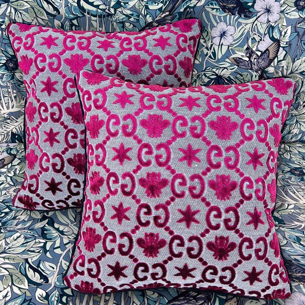 Gucci 新的一套两个 - 墊子 #2.1