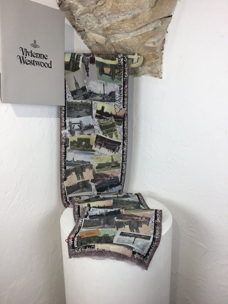 Vivienne Westwood - Neuf avec étiquette /London - Επιτραχήλιο (Σάλι) #3.2