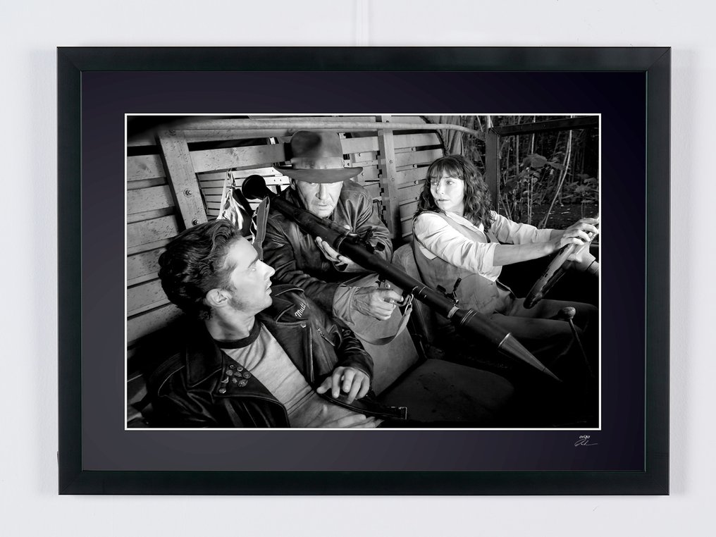 Indiana Jones and the Kingdom of the Crystal Skull - Fine Art Photography - Luxury Wooden Framed 70X50 cm - Limited Edition Nr 01 of 30 - Serial ID 17181 - Original Certificate (COA), Hologram - 100% New. Shipping Reduction from 3 items #1.0