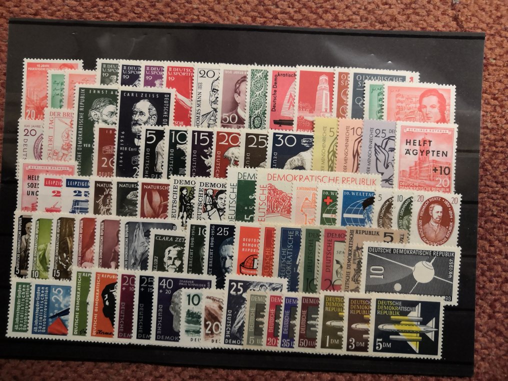 Duitse Democratische Republiek (DDR) 1954/1958 - Compleet assortiment van speciale postzegels en blokken van de jaargangen #2.1