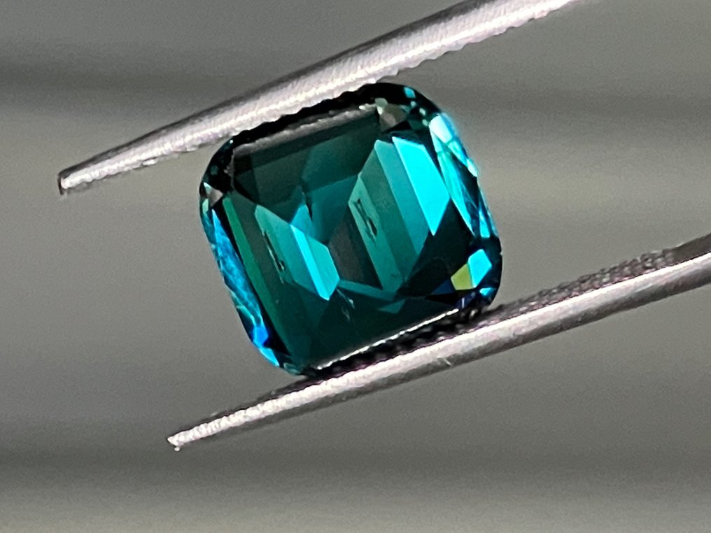 1 pcs Bleu, Vert Tourmaline - 4.91 ct - Gemological Institute of America (GIA) #4.3