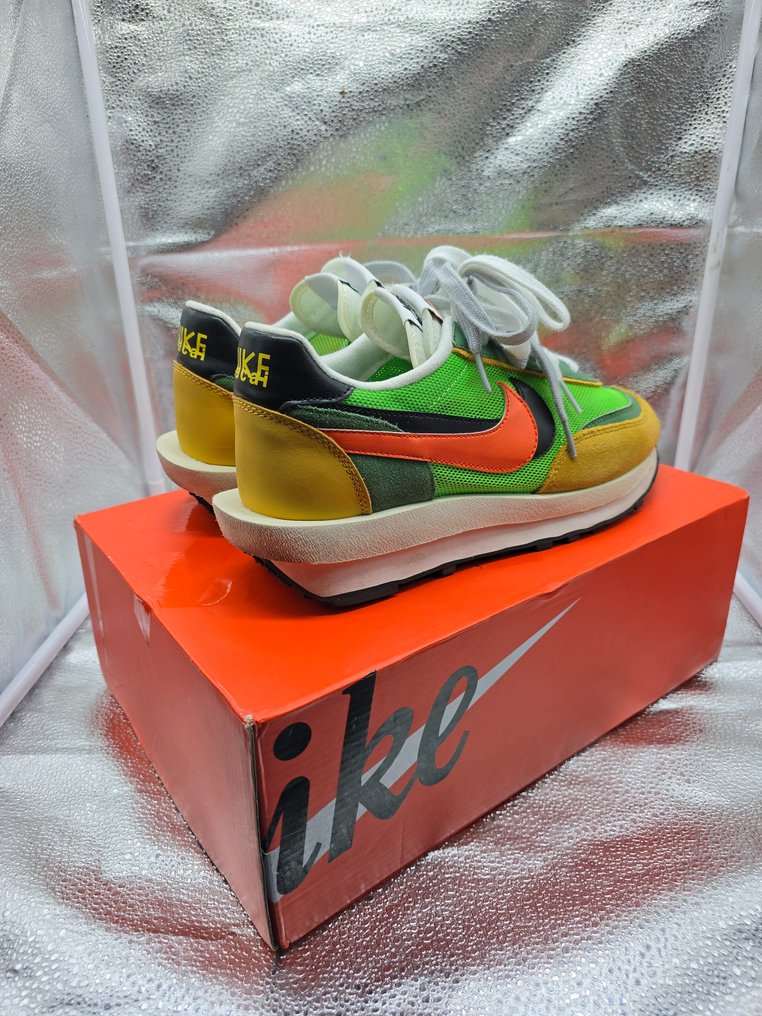 Nike Nike x Sacai Sneakers Size EU 44 auction online Catawiki