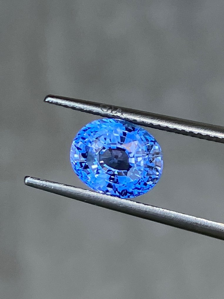 1 pcs  Albastru, Violet Safir  - 3.51 ct - GIA (Institutul gemologic din SUA) #4.3