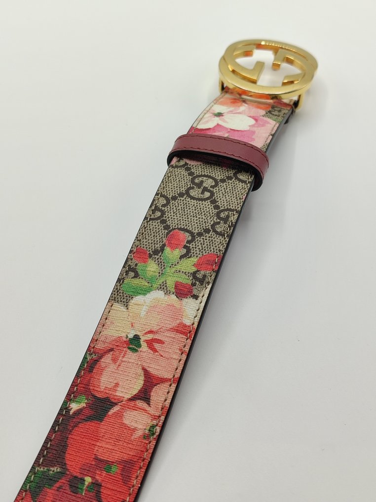 Gucci 370543 deals