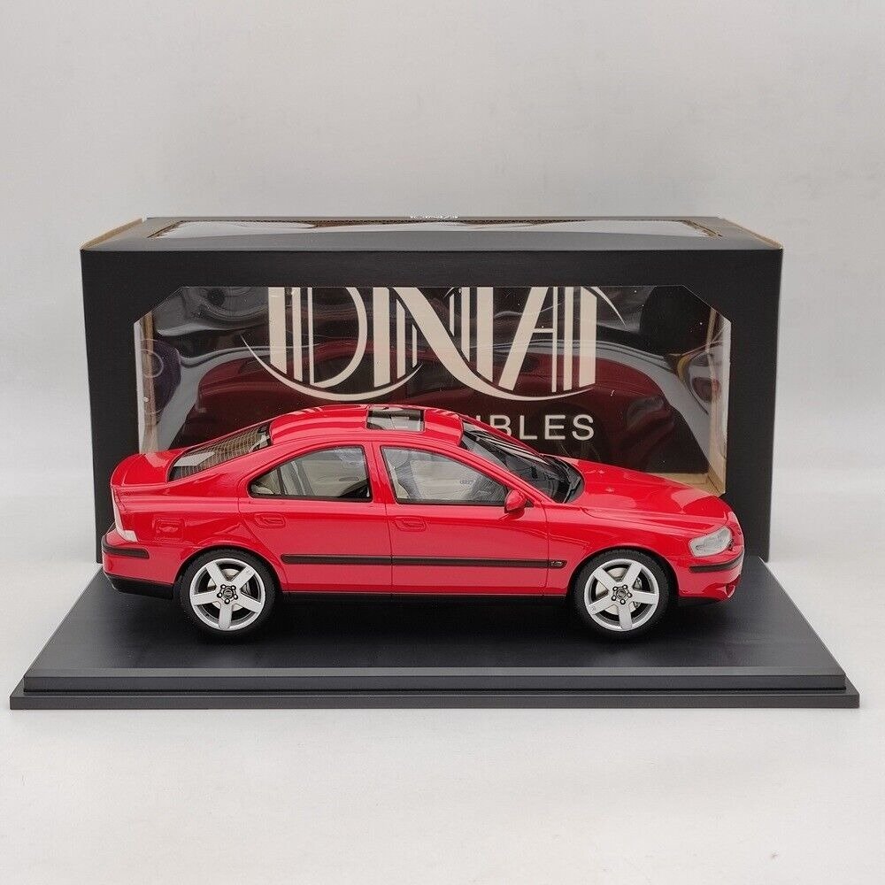 DNA Collectibles 1:18 - Modelbil - Volvo S60 R - 2003 - Rood - Sjælden model! #1.0