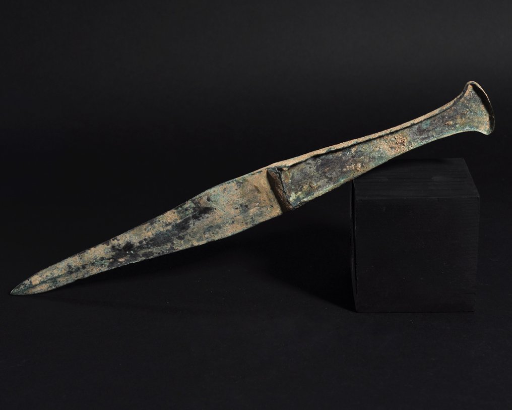 Iron Age Bronze Dagger - 29.3 cm #2.2