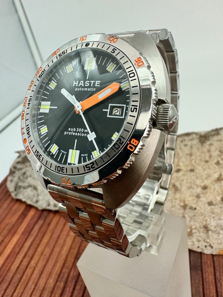 Haste - Bez ceny minimalnej
- swiss made - Mężczyzna - 2000-2010 #3.2