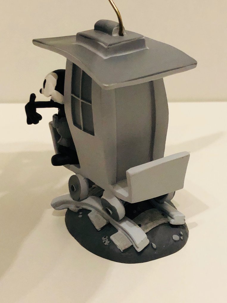 Figurine - Disney Oswald the Lucky Rabbit Legacy Hanging Ornament - Resin #3.2