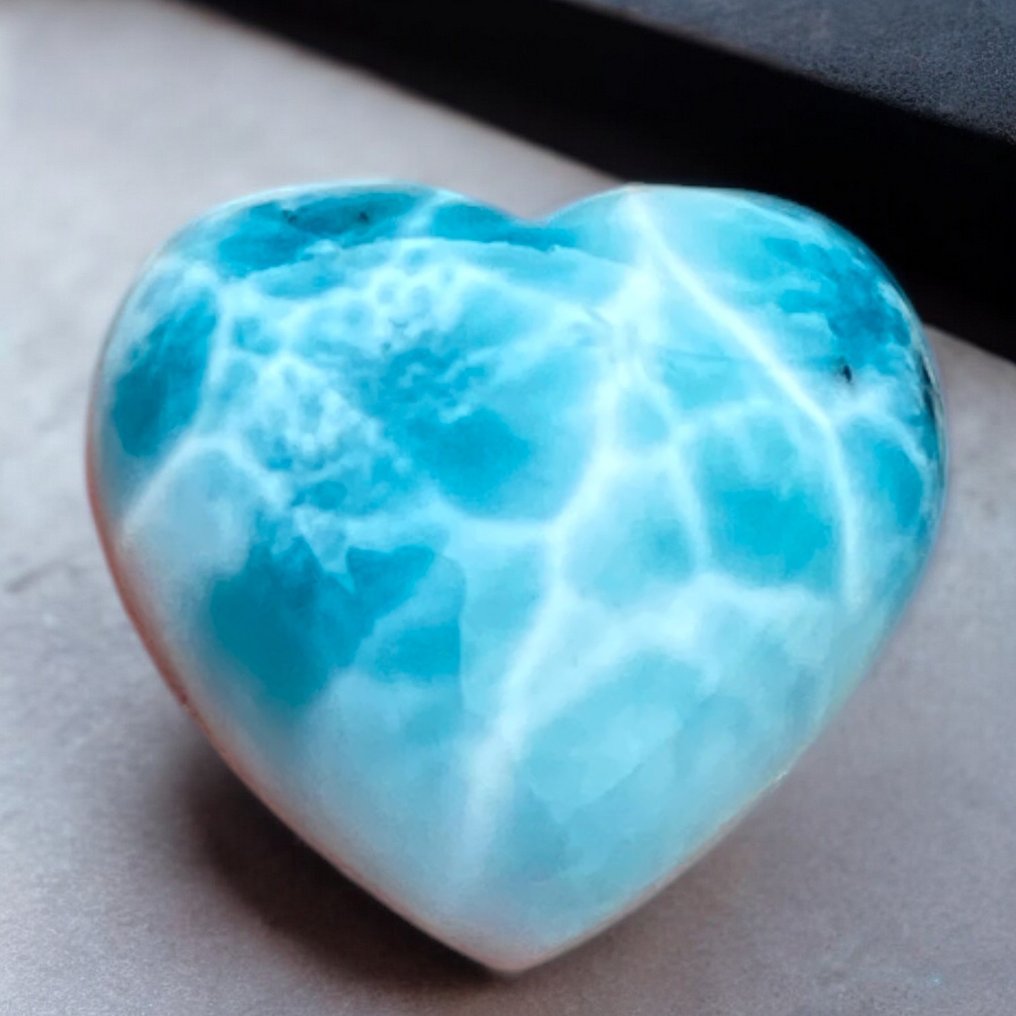 Cuore di Larimar Larimar Intagliato - Altezza: 24 mm - Larghezza: 22 mm- 9 g #1.0