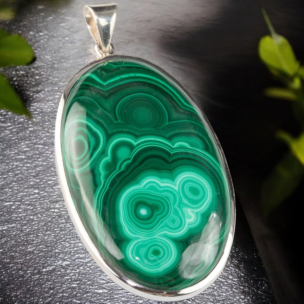 Top quality malachite cabochon Beautiful malachite pendant - Height: 74 mm - Width: 38 mm- 47 g #1.0