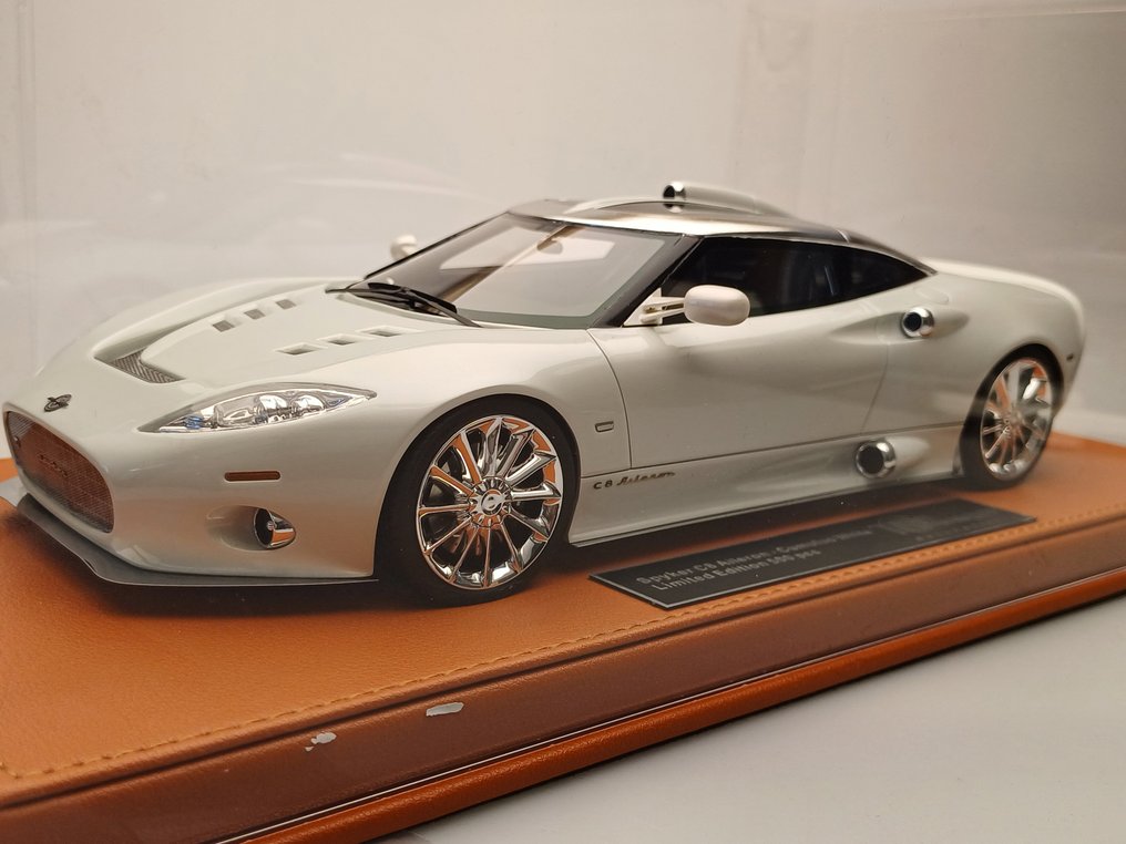 Top Marques 1:18 - Coche a escala - Spyker C8 Aileron - 2011 #3.2