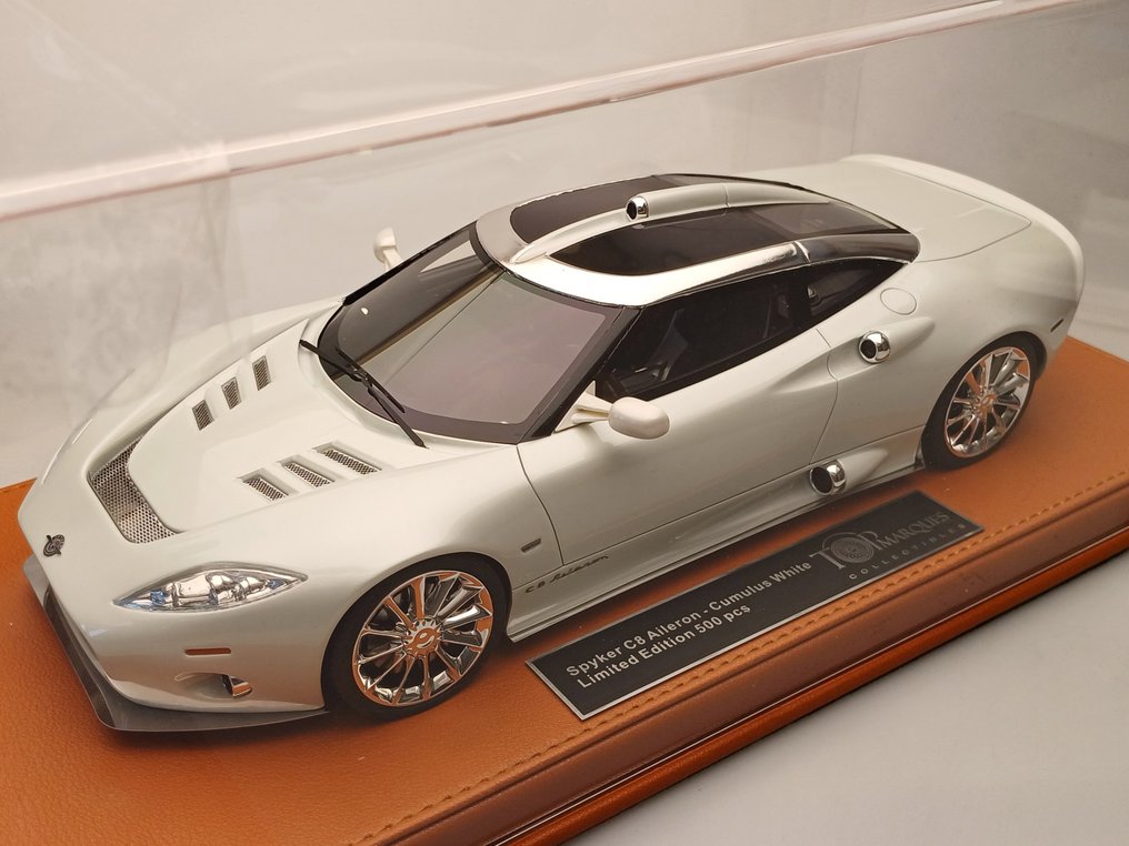 Top Marques 1:18 - Coche a escala - Spyker C8 Aileron - 2011 #1.0