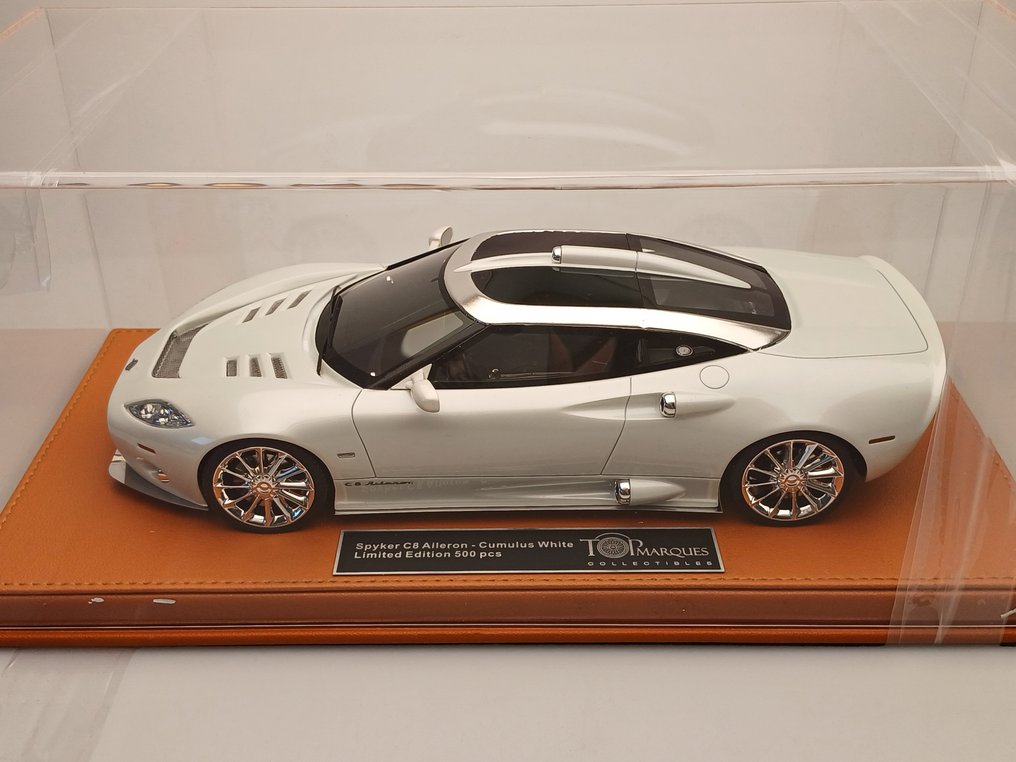 Top Marques 1:18 - Coche a escala - Spyker C8 Aileron - 2011 #1.0