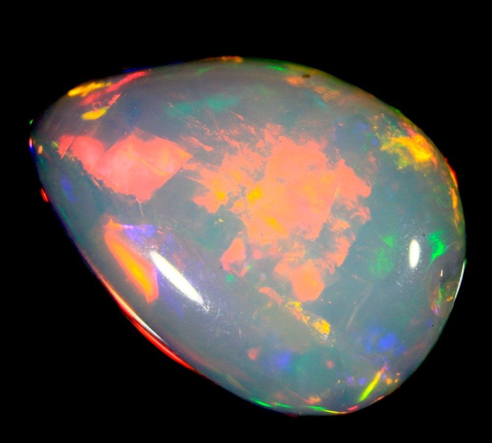 White Opal  - 12.45 ct - Masterstones #3.2