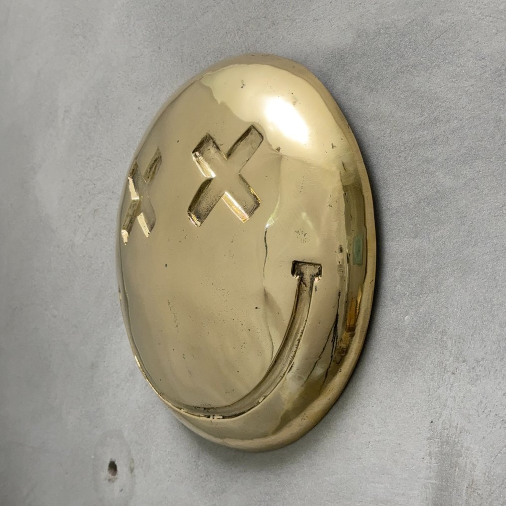 Mitch Richmond (1983) - Keep Smiling! - Wall Sculpture #1.0