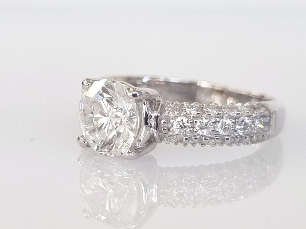 订婚戒指 - 18K包金 白金 - 2.02ct. tw. 钻石 (天然) #3.2