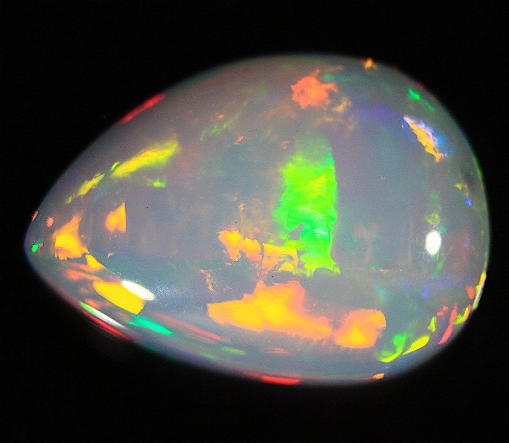 White Opal  - 12.45 ct - Masterstones #1.0