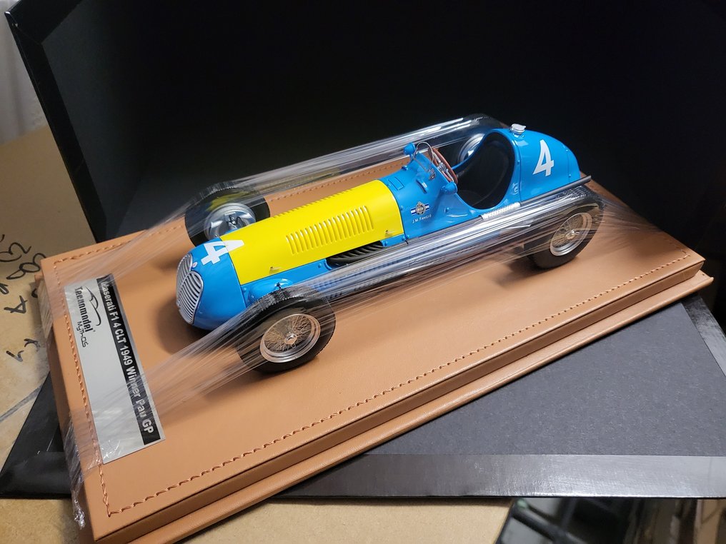 Tecnomodel 1:18 - Modell versenyautó - Maserati 4CLT #4 Gp Pau 1949 Juan Manuel Fangio - TM18-181C #1.0
