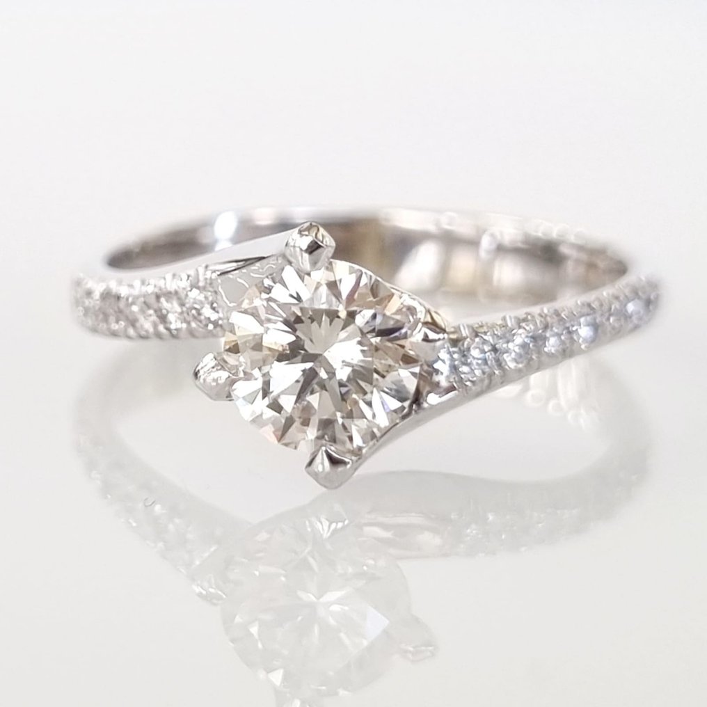 Verlovingsring - 18 karaat Witgoud - 0.87ct. tw. Diamant (Natuurlijk) #1.0