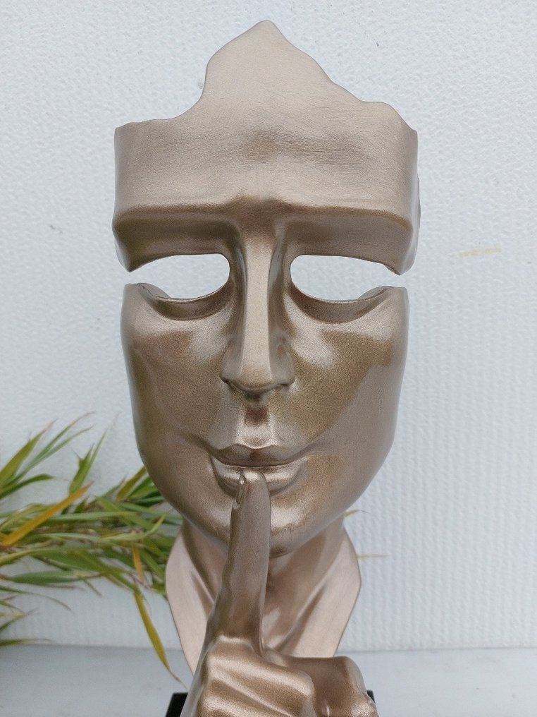 Patsas, artistic Statue head on block '' THE SILENCE '' 42 cm height - 42 cm - polyresin #4.3