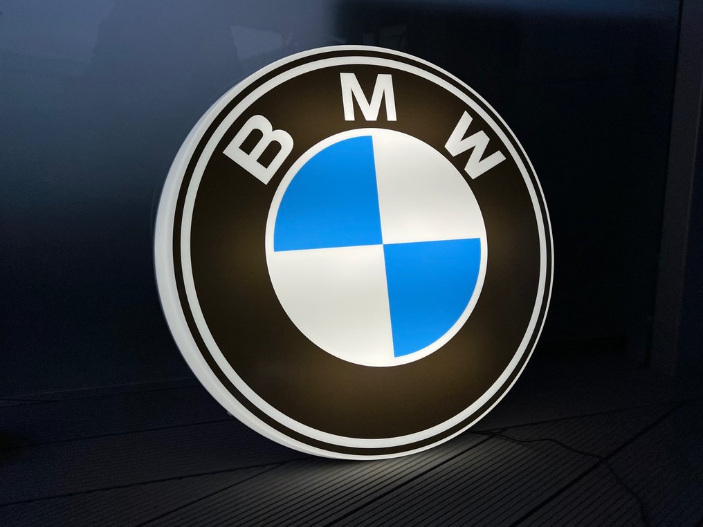 Sign - BMW - Large BMW Illuminated Sign Lightbox #4.3