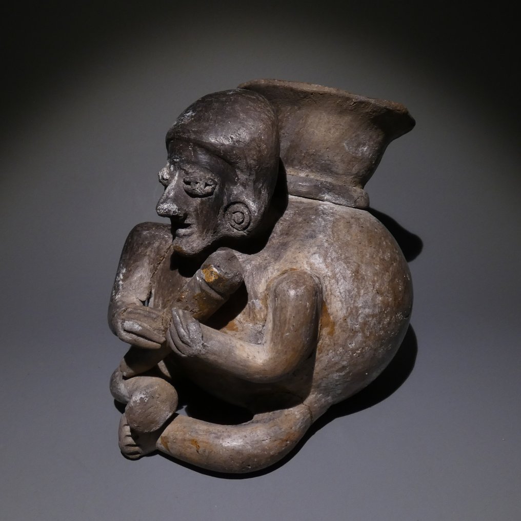 Colima, Messico, Terracotta Vaso figurativo. Altezza 13 cm. 100 a.C. - 250 d.C. Licenza di esportazione spagnola. #1.0