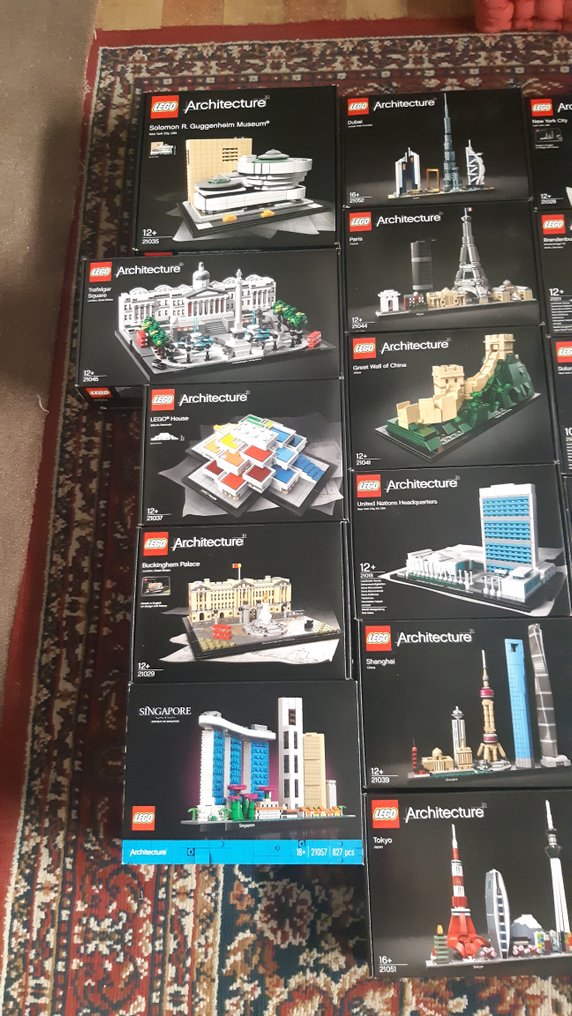 Lego architecture 21040 best sale