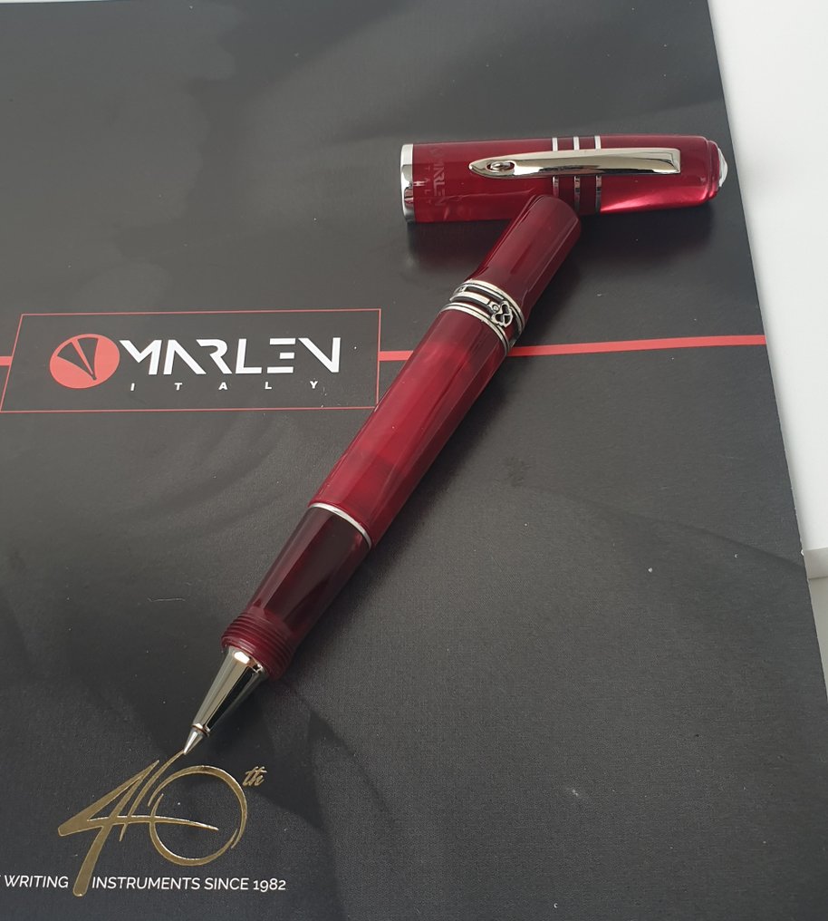 Marlen - The Key (to success) - La penna talismano - Edizione Speciale in Resina italiana rossa e argento - Długopis kulkowy #1.0