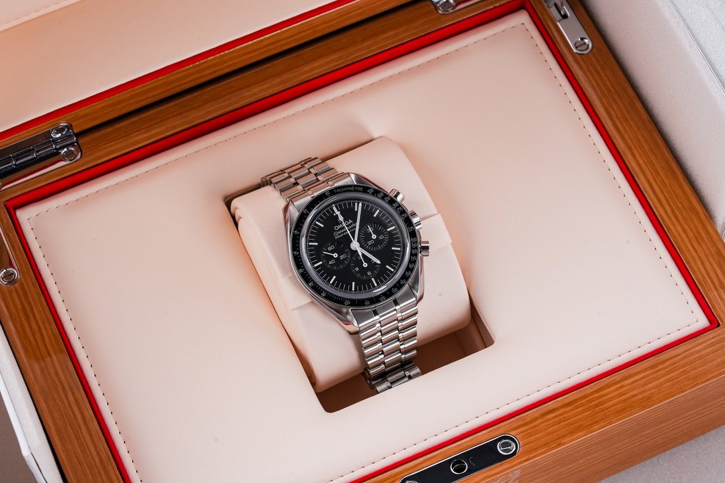 Omega - Speedmaster Professional Moonwatch - 310.30.42.50.01.002 - Heren - 2011-heden #2.2