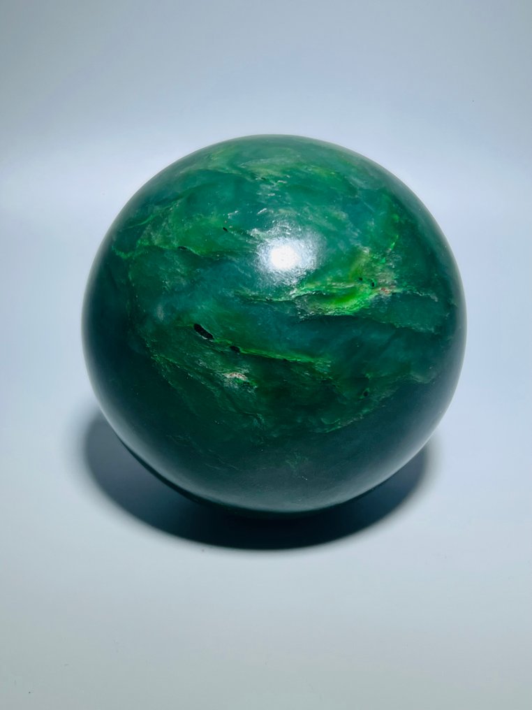 Intense Green Jade Nephrite - Sphere - AAA+ Quality - Ø 78mm Natural Stone - Meditation Stone - Decoration - Height: 78 mm - Width: 78 mm- 762 g - (1) #2.1