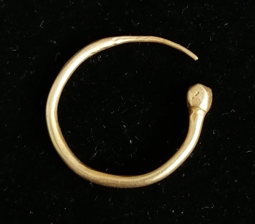 Viking Era Gold Multi-faceted Pin - 22 mm #3.2