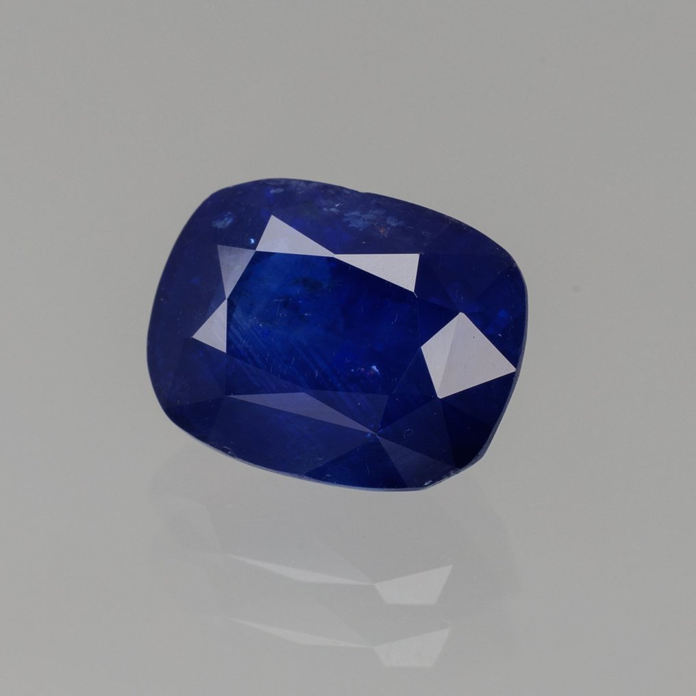 1 pcs  Μπλε Ζαφείρι  - 3.27 ct - Asian Institute of Gemological Sciences (AIGS) - Βασιλικό Μπλε #1.0