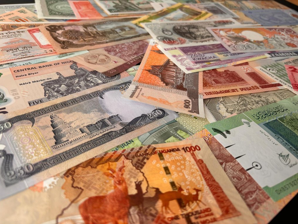 World. - 5 x 50 Different banknotes - 50 Different Countries (250 banknotes) (No Reserve Price) #2.1