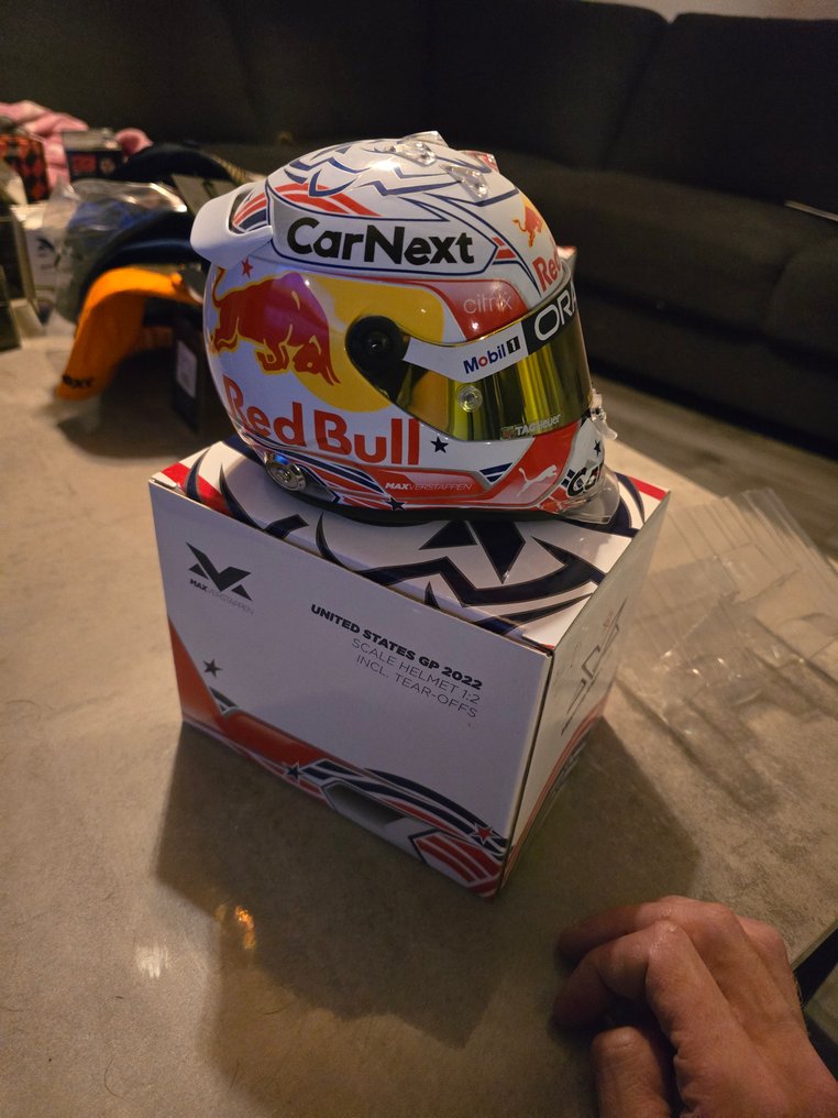 Schuberth 1:2 - Modellino di auto da corsa - Max Verstappen fanshop helm 1:2 Oostenrijk GP 2022 1e place #2.2