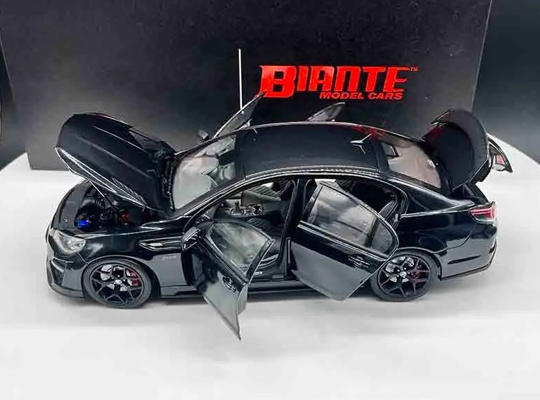 Biante 1:18 - Modelauto - Holden HSV GTSR W1 Phantom – 2017 – Zwart - HQ Model produced by Autoart #1.1