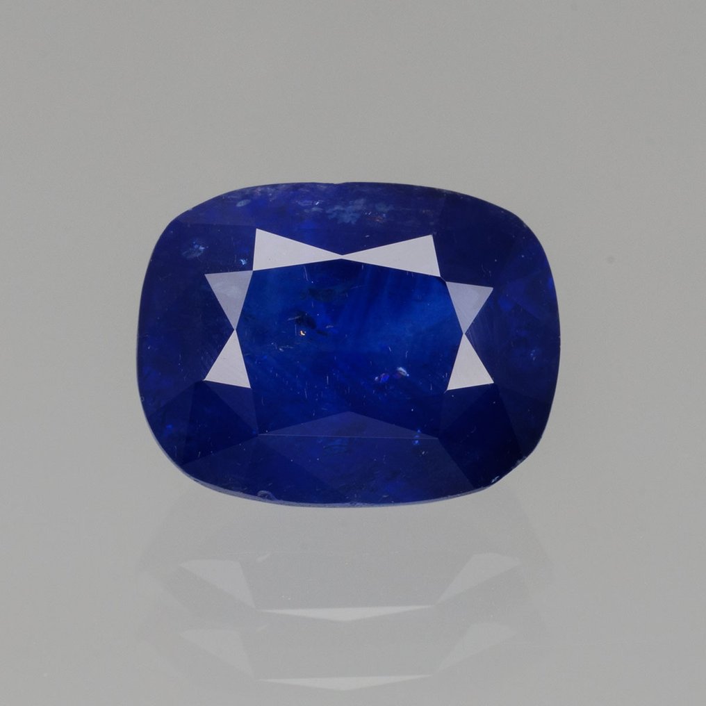 1 pcs  Μπλε Ζαφείρι  - 3.27 ct - Asian Institute of Gemological Sciences (AIGS) - Βασιλικό Μπλε #1.0