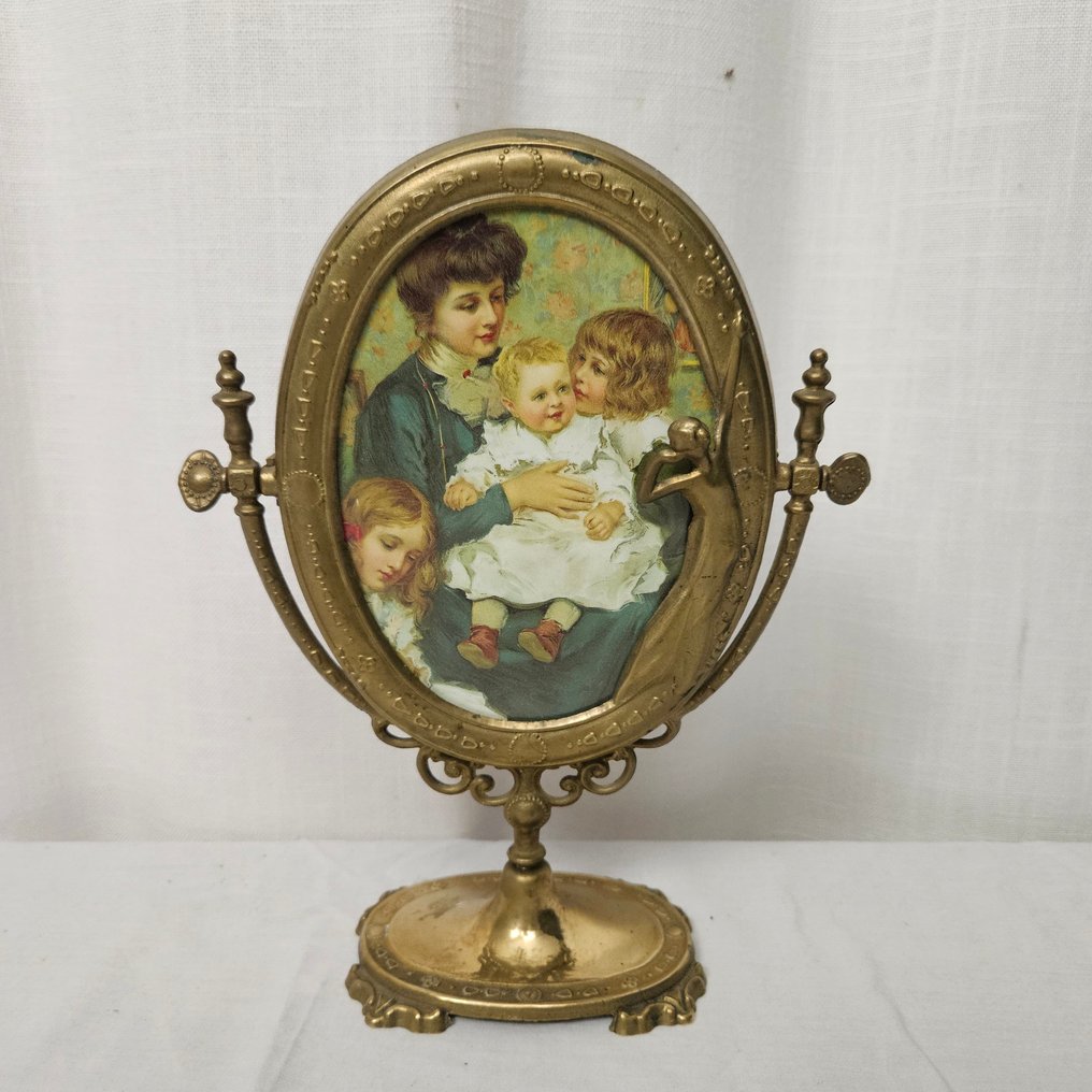 Picture frame- On standard  - Bronze #2.1