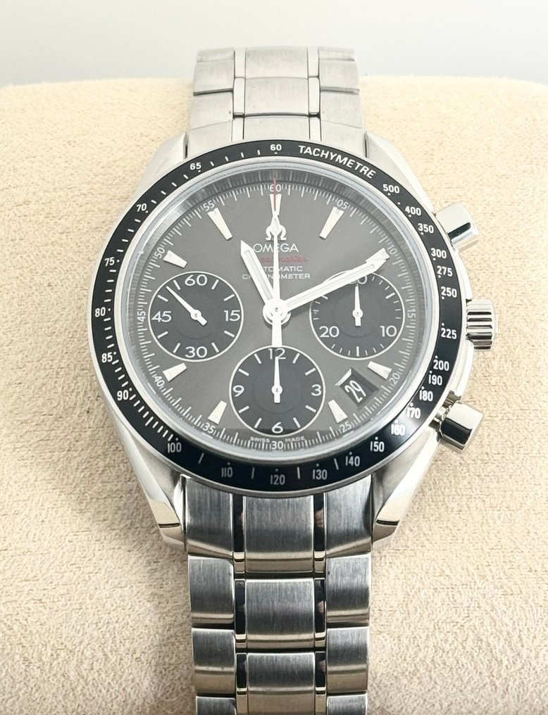 Omega - Speedmaster Date - Fără preț de rezervă - 323.30.40.40.06.001 - Bărbați - 2011-prezent #1.1