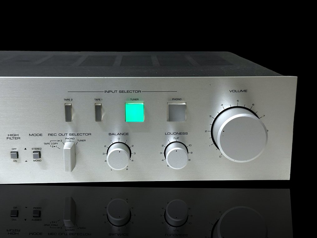 Yamaha - A-550 - Solid state integrated amplifier #3.2