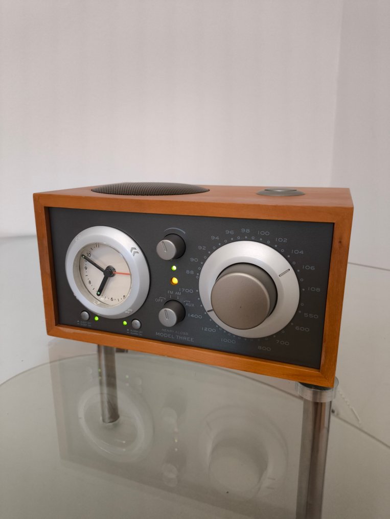 Tivoli Audio by Henry Kloss - MODEL THREE Radio #1.1