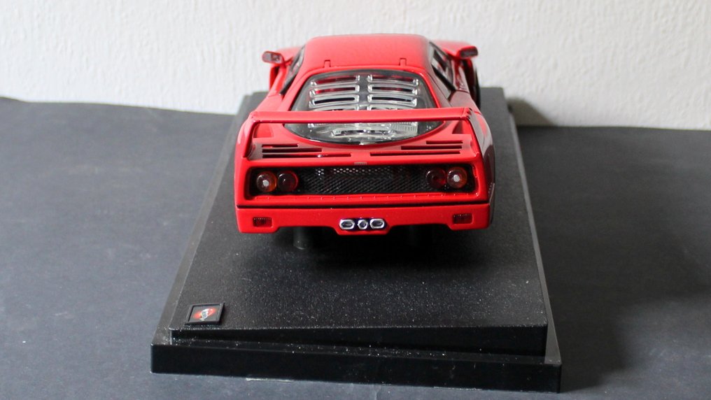 Hot Wheels 1:18 - Αυτοκίνητο μοντελισμού - Ferrari F40 - Σημείωση: καμία έκδοση Elite #3.2