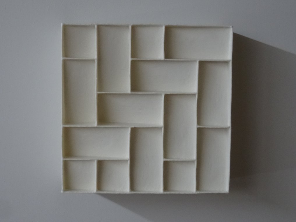 Hans Meeuwsen - Reliëf, 2024 - 77  wit minimalistisch wandrelief - 125 mm - Porselein #1.1