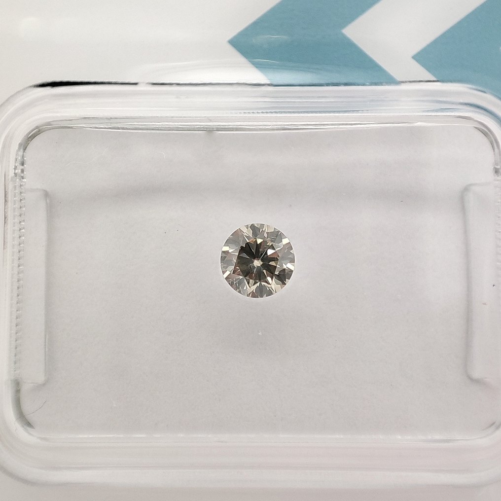 Utan reservationspris - 1 pcs Diamant  (Natural)  - 0.21 ct - Rund - I1 - International Gemological Institute (IGI) - O - P #2.1