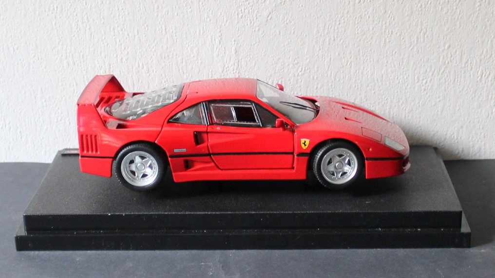 Hot Wheels 1:18 - Αυτοκίνητο μοντελισμού - Ferrari F40 - Σημείωση: καμία έκδοση Elite #3.1