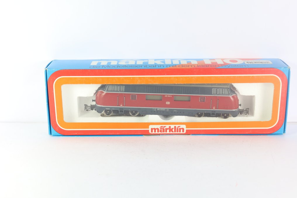 Märklin H0 - 3021 - Locomotive diesel (1) - BR220 - DB #2.2