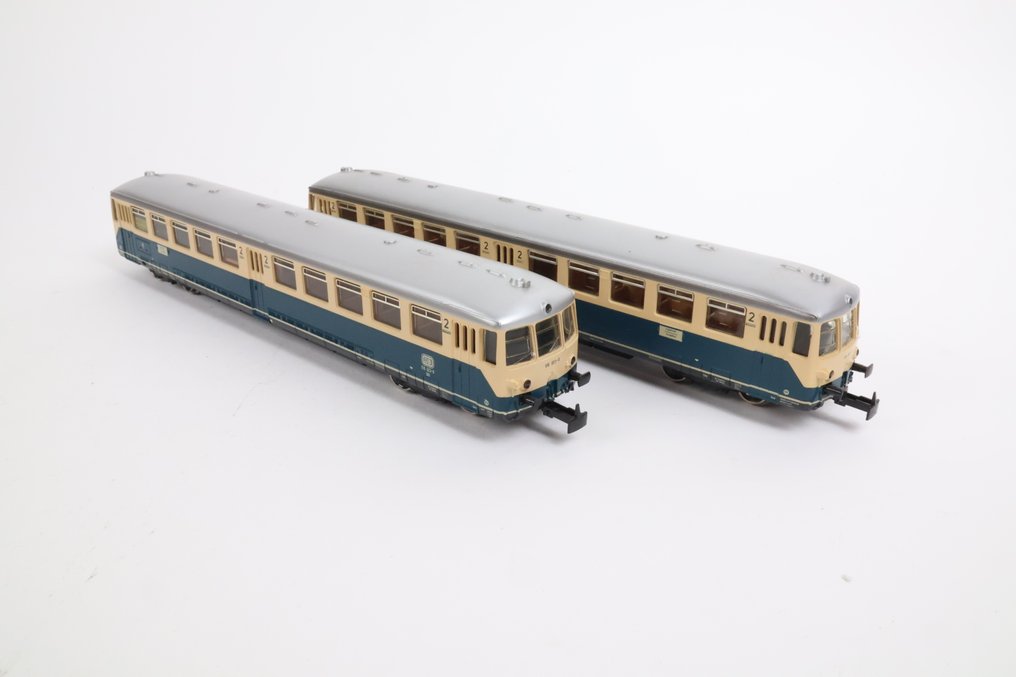 Märklin H0 - 3028/4028 - Motorwagen (1) - BR 515 Motorwagen und Anhänger BR 815 - DB #2.2