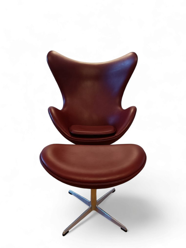 Fritz Hansen Arne Jacobsen Chaise longue Fauteuil oeuf