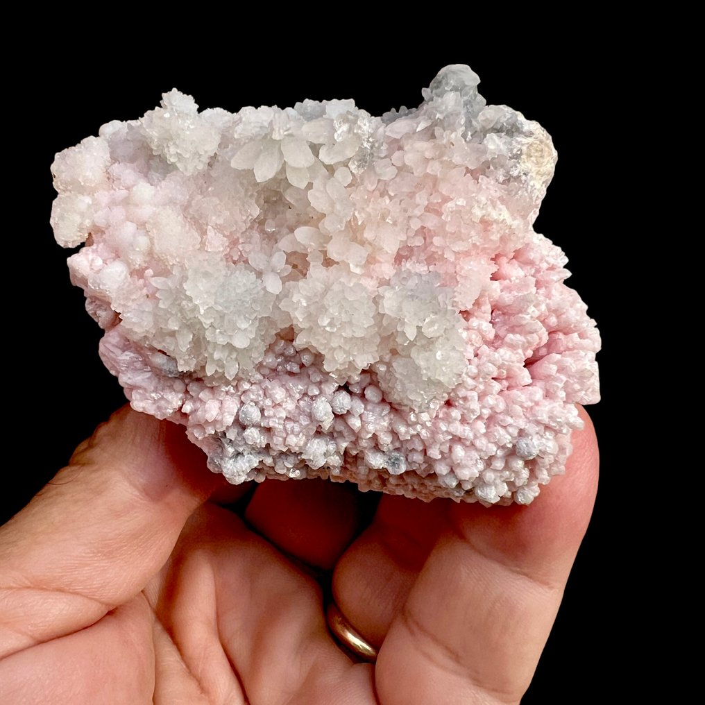 Rhodochrosite avec calcite, localité type - Hauteur : 11 cm - Largeur : 7 cm- 390 g #1.2