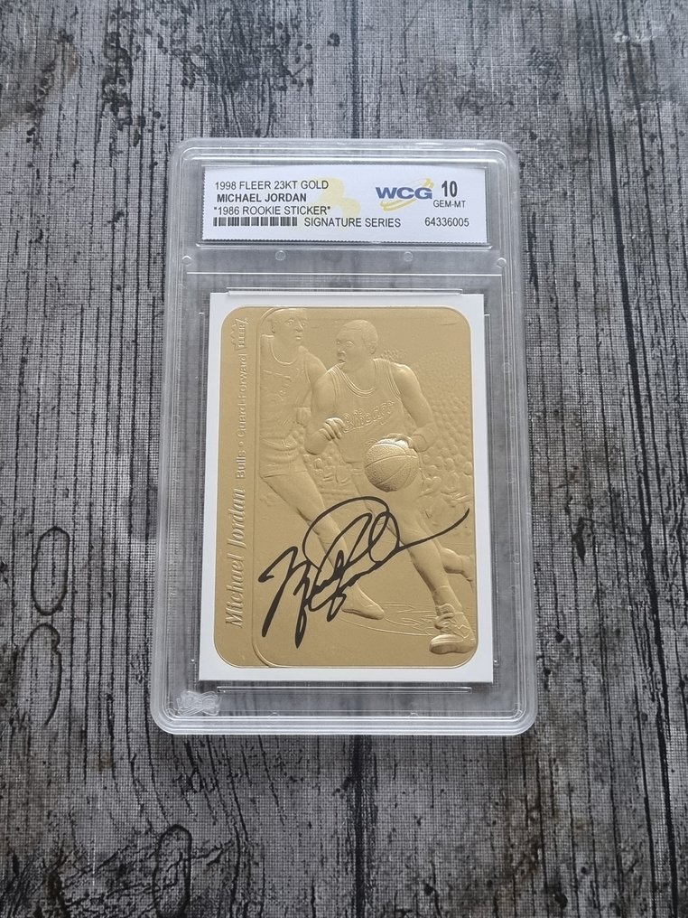 1998 Fleer Fleer 23KT Gold Michael Jordan Κάρτα με αυτόγραφο, Σειριακή κάρτα, 23KT Gold - WCG 10 - 1 Graded card #2.1